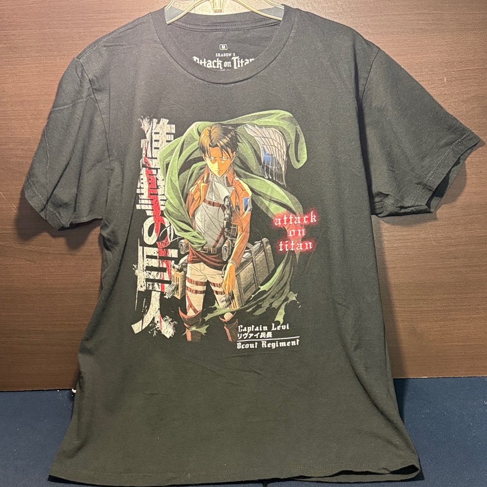 Attack on Titan Black Graphic Tee